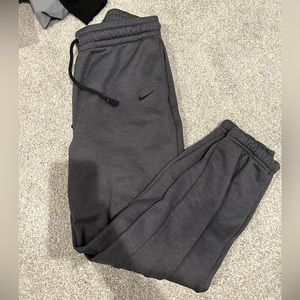 Nike joggers size S